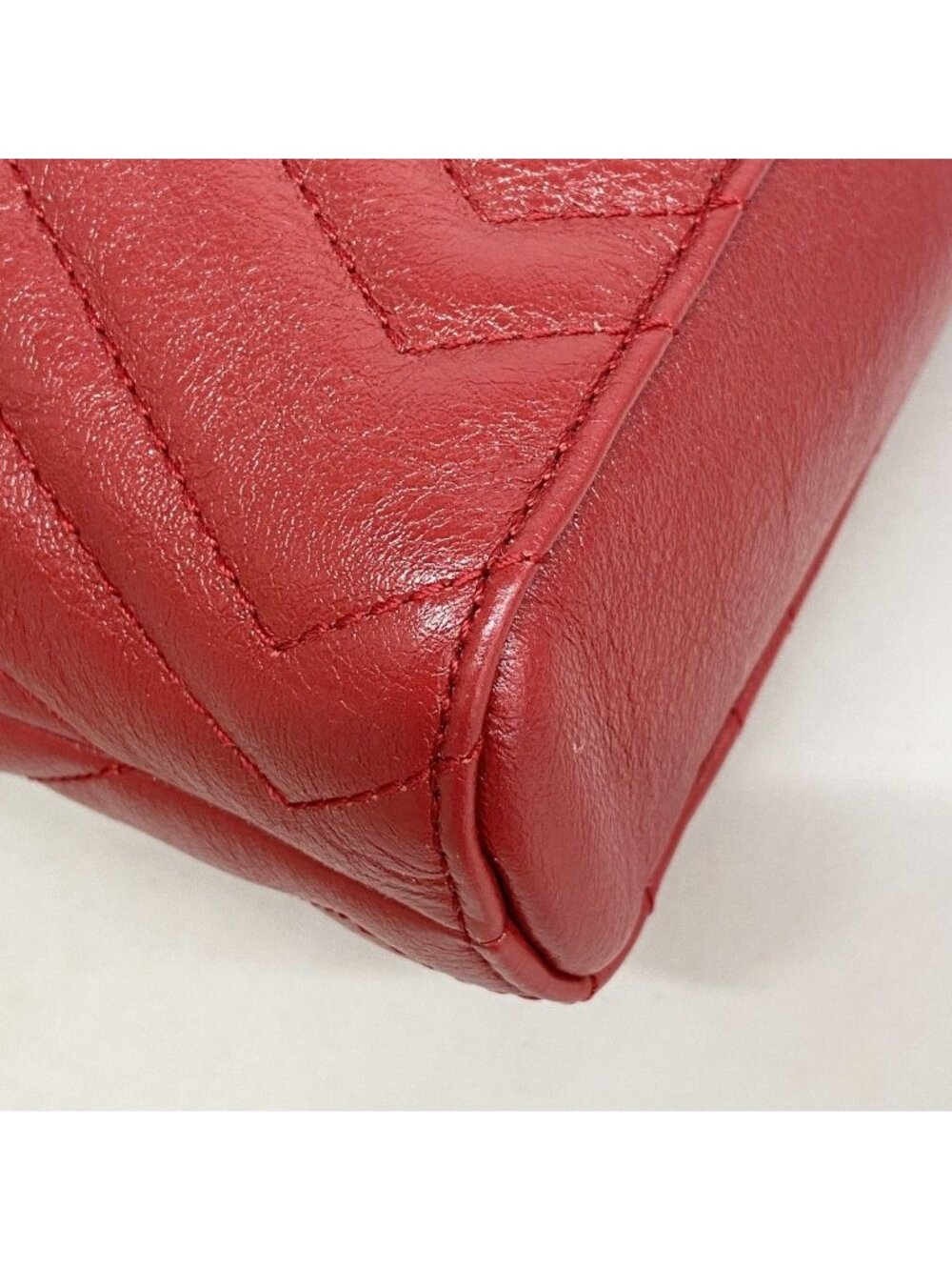 Gucci Chain Tote GG Marmont Leather Red Gold - Picture 6 of 10